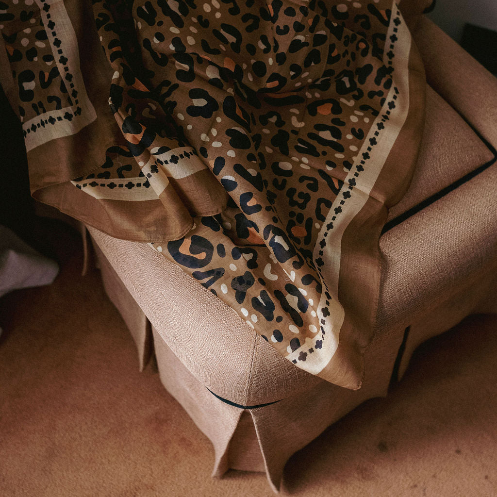 Large Léo camel pareo scarf