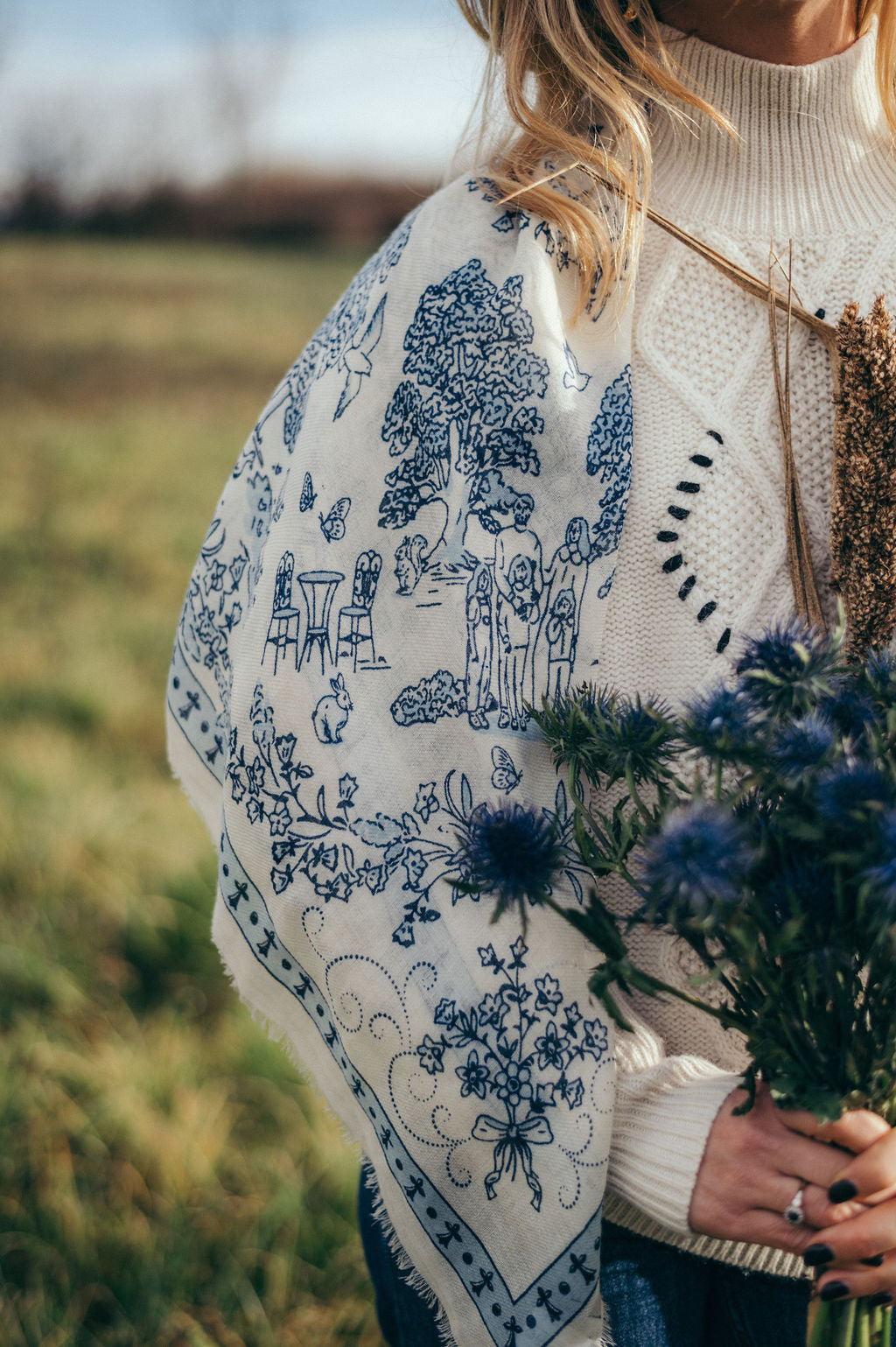 Toile de Jouy navy LS