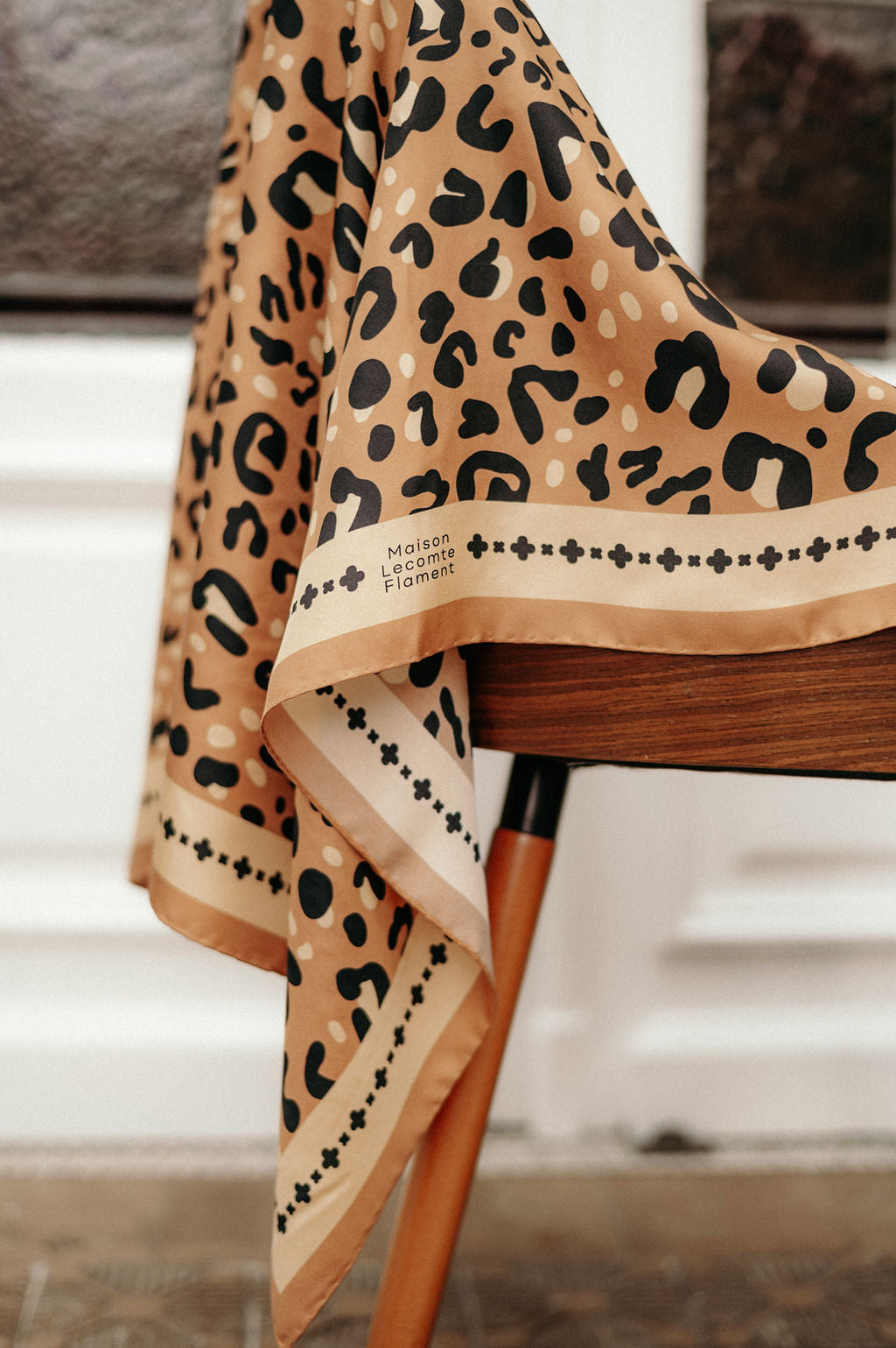 Leo camel silk