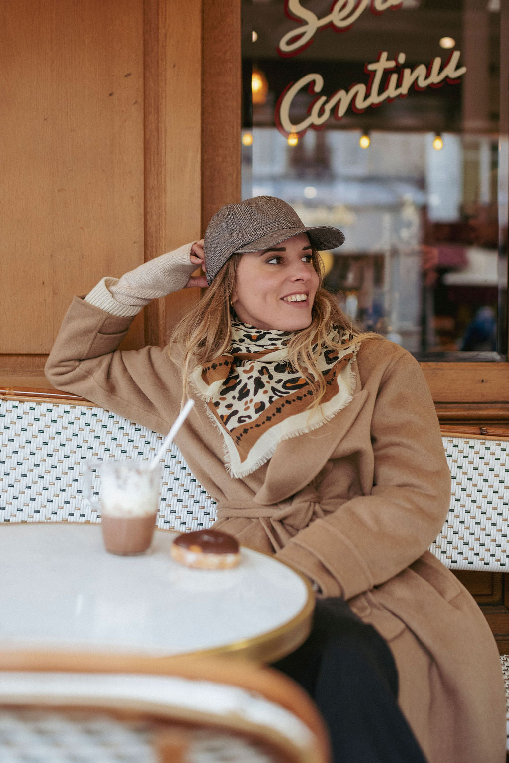 Large beige Leo scarf