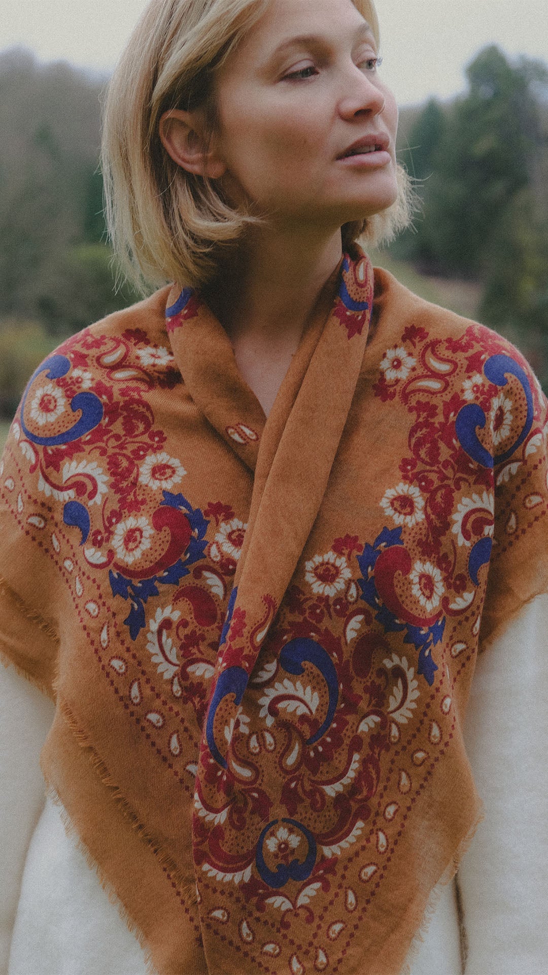 Bandana Flowers Camel WC