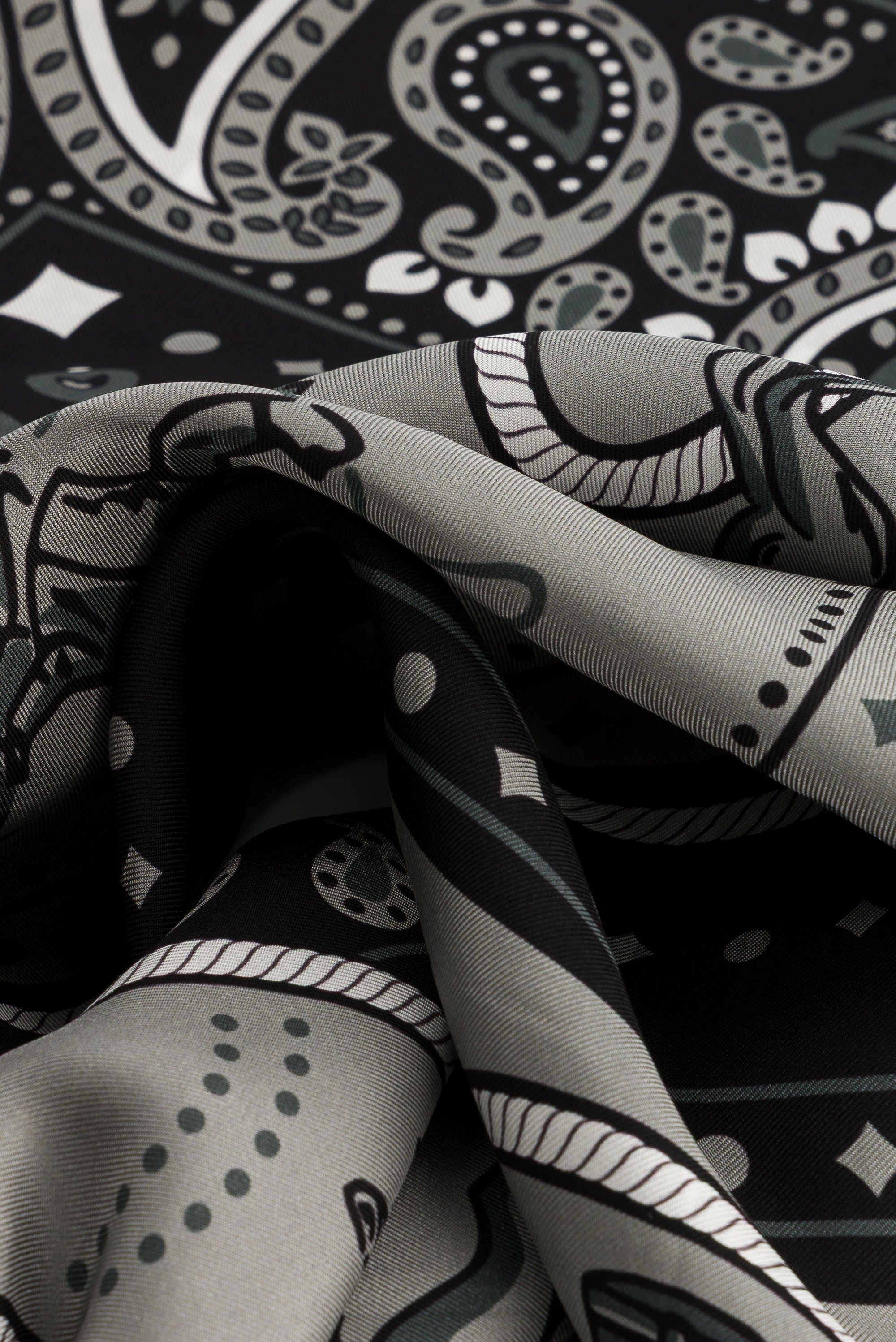 Rodeo noir silk